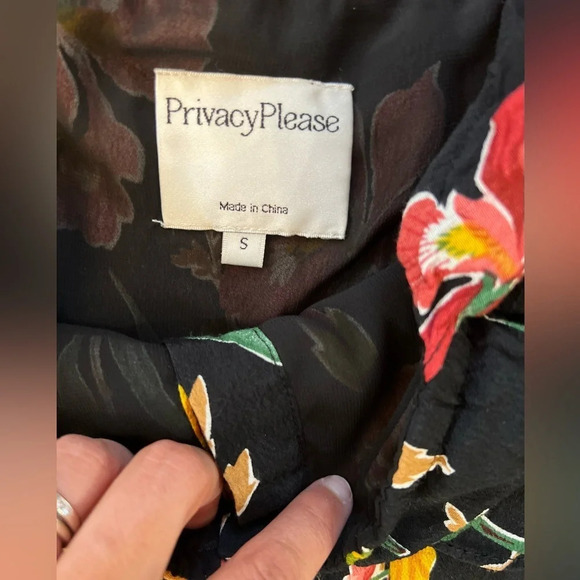 Privacy Please mini floral black dress with button front size small so pretty! - Picture 3 of 4